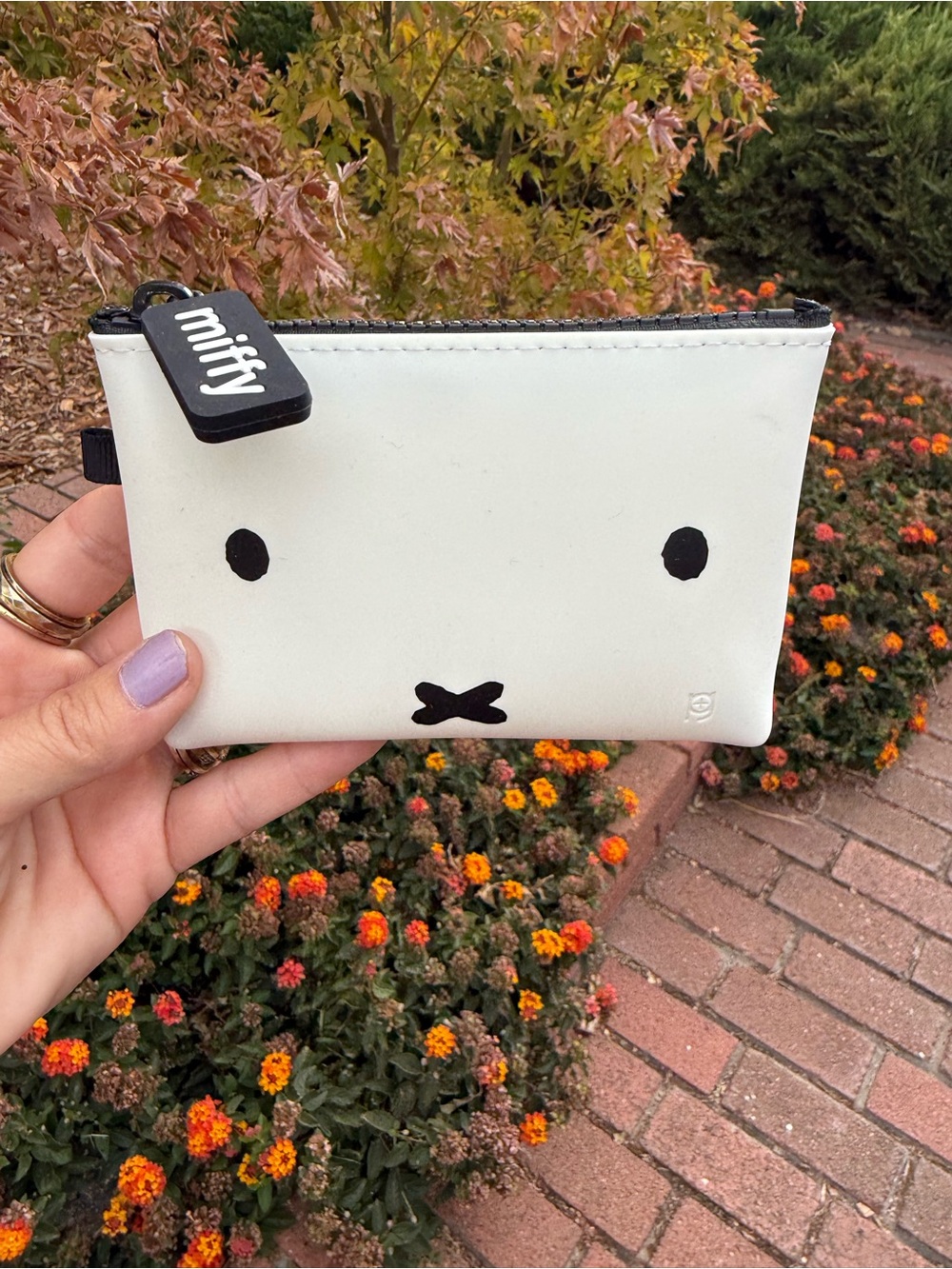 NUU Small Miffy Silicone Coin Pouch – Cute & Durable Zip Wallet p+g Japan